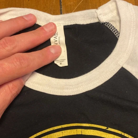 Musician Todd Snider 3/4 sleeve baseball tee. Never worn. Size medium. - Picture 3 of 4